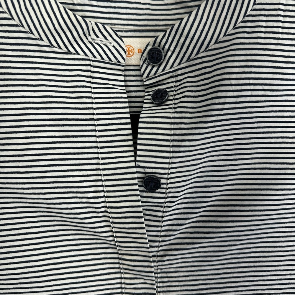 Tory Burch black and white striped‎ top size 4 - Picture 2 of 8